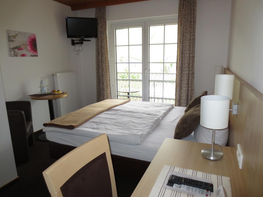 Wein & Gaestehaus Rosenlay Lieser Chambre photo